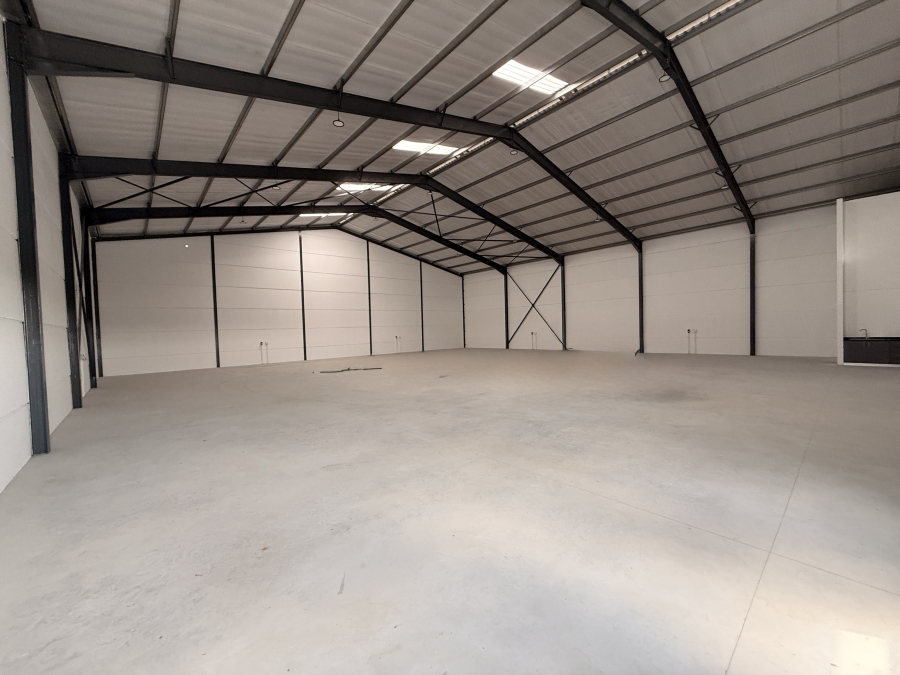To Let Commercial Property for Rent in Rivergate Western Cape